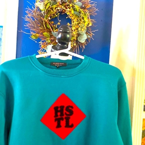 Men’s M. Society by Bad City Green & Red Hustle Crewneck Long Sleeve Sweatshirt - Picture 2 of 7